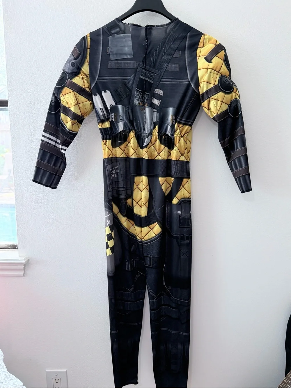 Apex Legends Mirage Costume Kids XL 14-16 Jumpsuit Halloween Cosplay